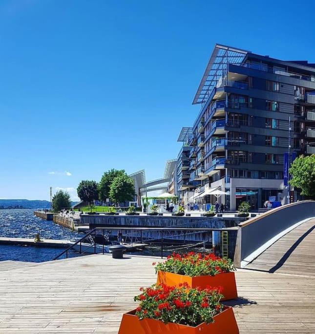 Tjuvholmen / Aker Brygge - Most Expensive Area In Oslo! Apartment Exterior photo